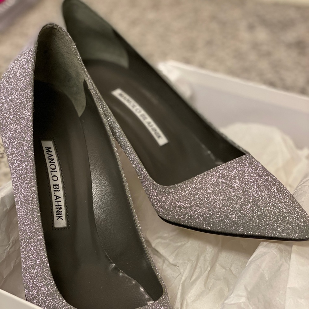 New Manolo Blahnik Silver Heels 38.5
